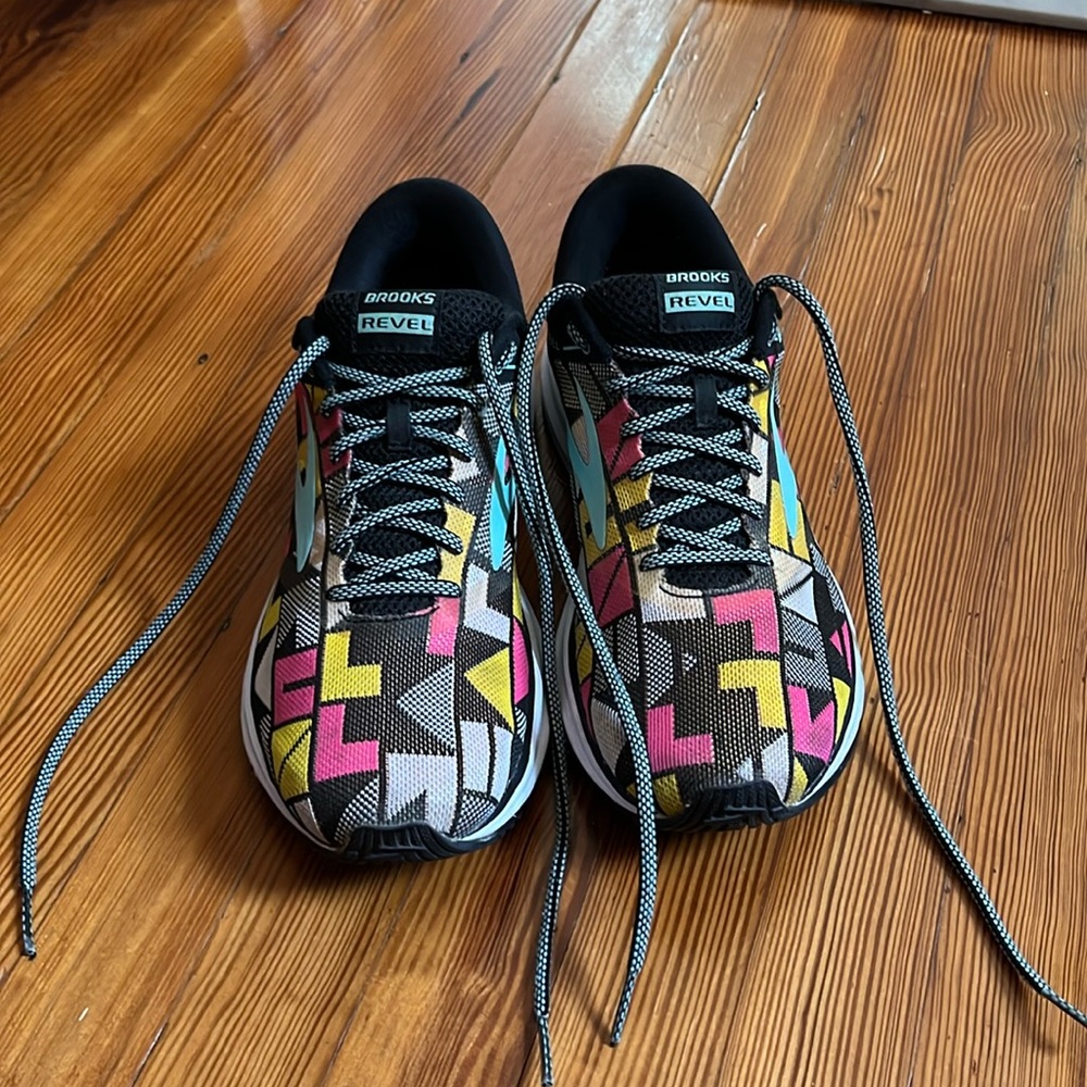 Brooks Revel Running Shoes Womens Size 11